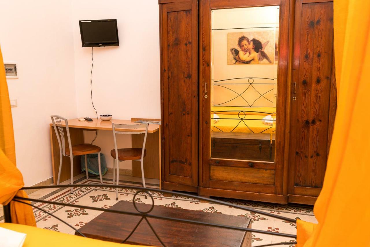 B&B Favignana Bagian luar foto